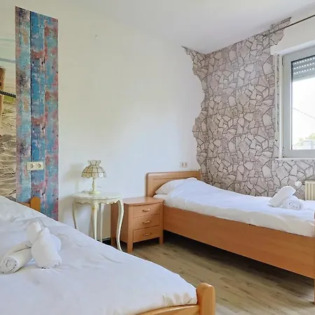 Prázdninový dům Group For 20 Guests & Sauna *