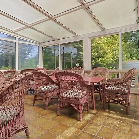 بيت للعطل Group For 20 Guests & Sauna