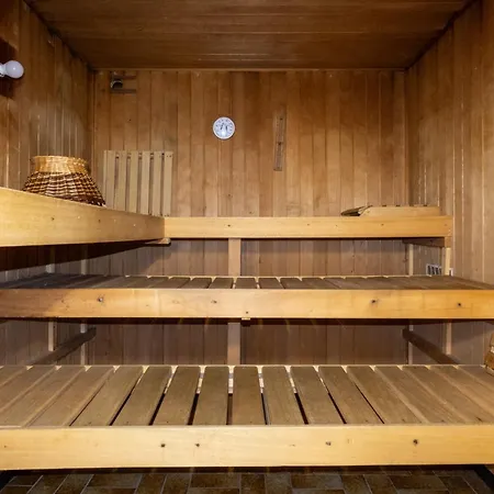 Groepsverblijf Aquarium - Voor 20 Met Sauna In *