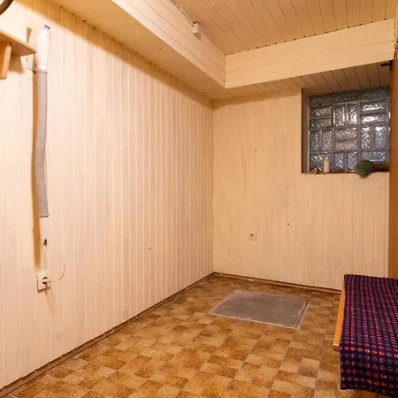 Groepsverblijf Aquarium - Voor 20 Met Sauna In * מונשאו